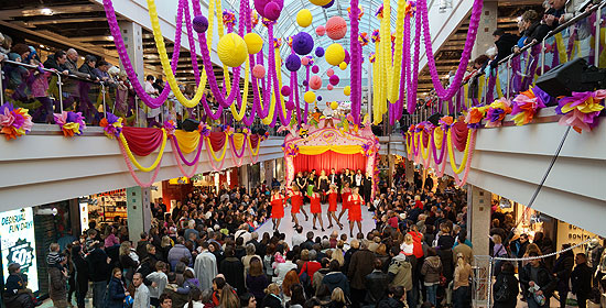 Auftritt des Faschingsclub Neuhausen im OEZ 2012 (gFoto:Martin Schmitz)
